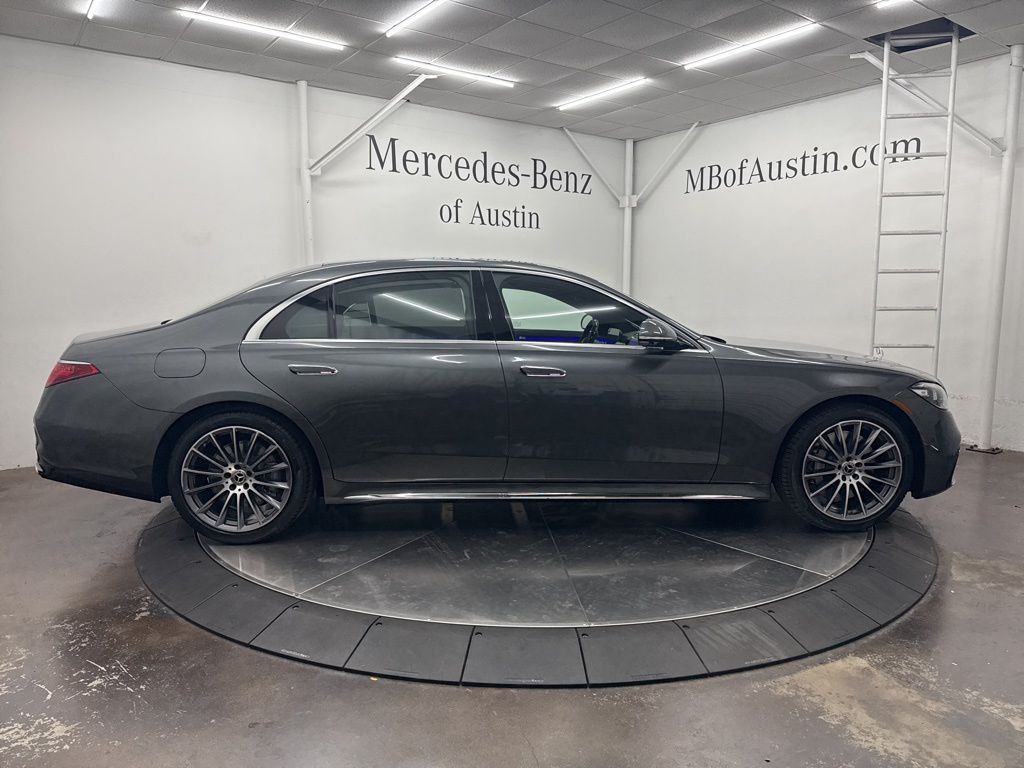 2026 Mercedes Benz S 580 4MATIC photo 5