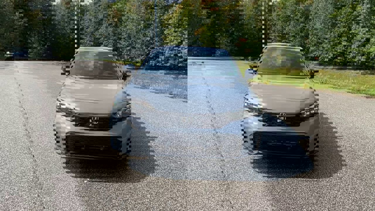 2025 Honda Civic Sport photo 3