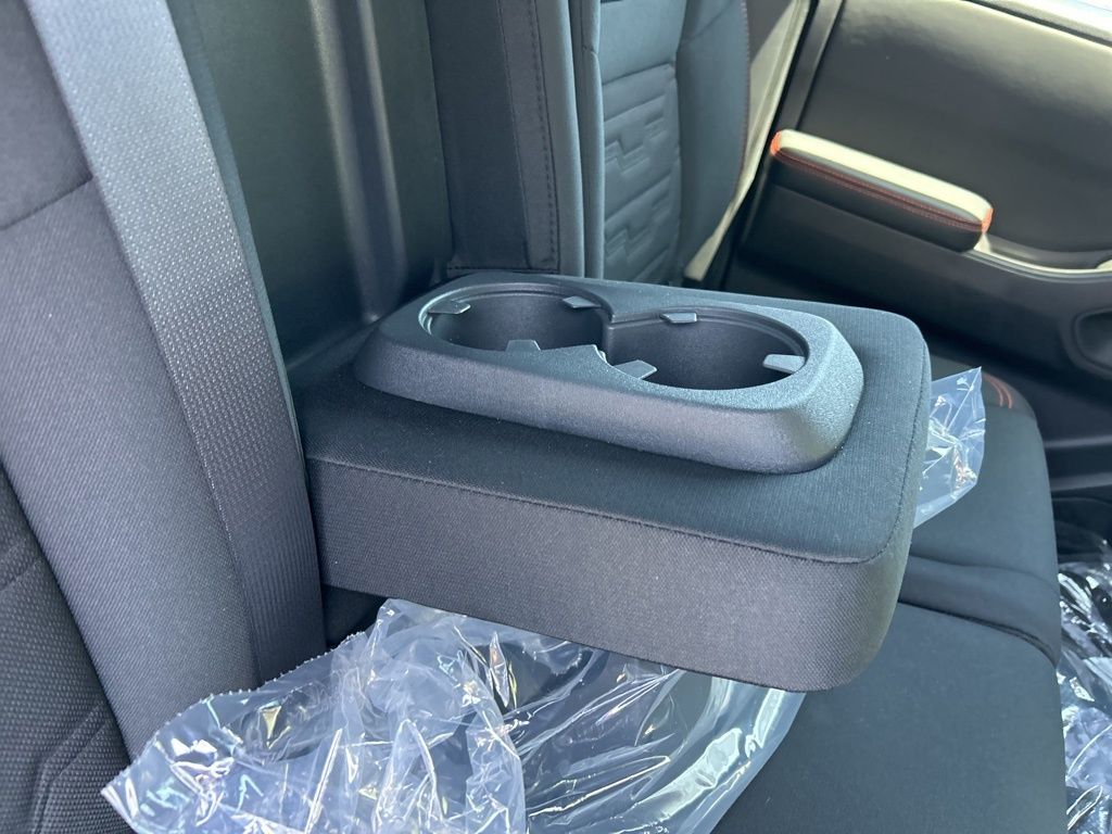 2025 Nissan Frontier PRO-4X photo 44