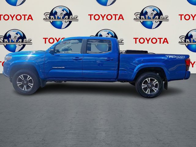 2018 Toyota Tacoma TRD Sport photo 3