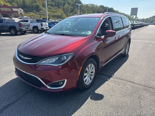 2017 Chrysler Pacifica Touring L photo 6