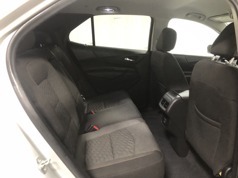 2020 Chevrolet Equinox LT photo 10