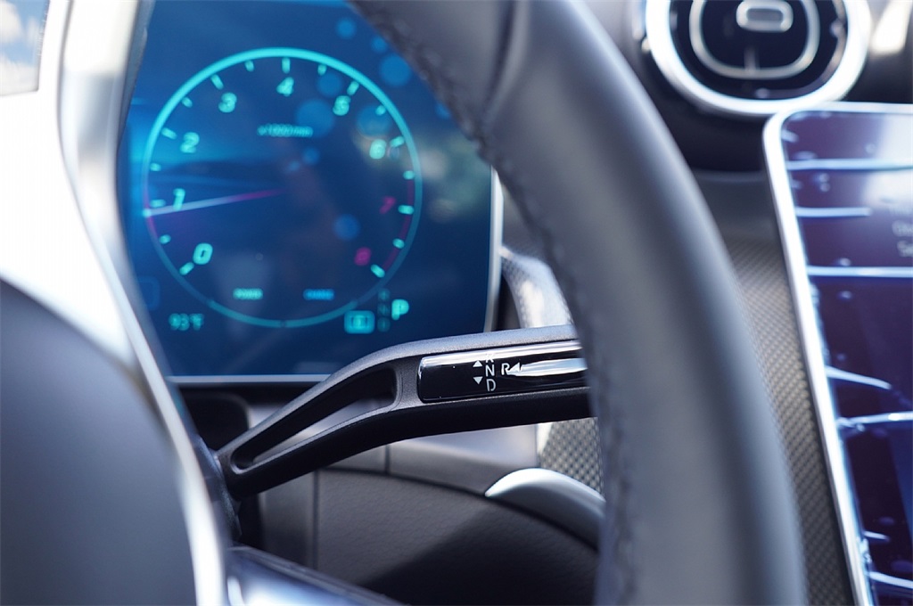 2026 Mercedes Benz GLC 300 photo 22