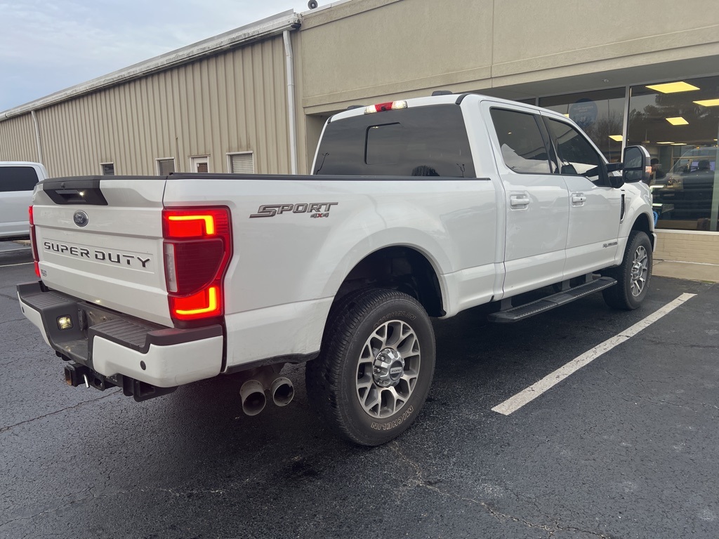 2022 Ford F-350 Lariat photo 3