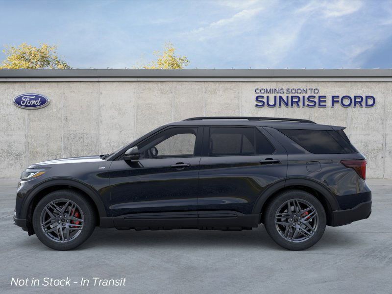 2025 Ford Explorer ST-Line photo 4