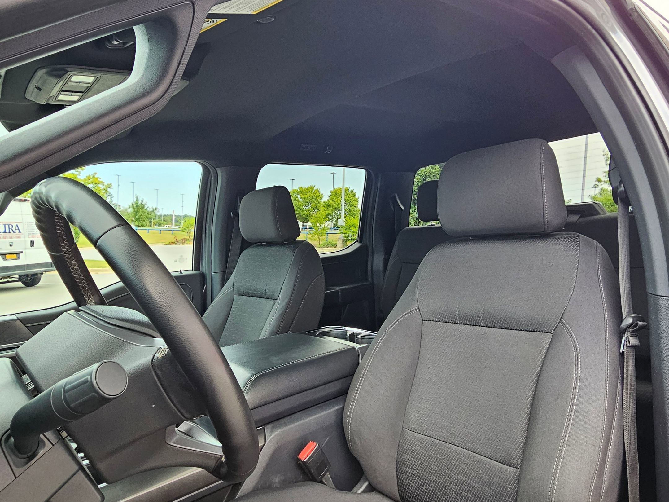 2023 Ford F-150 XLT photo 20