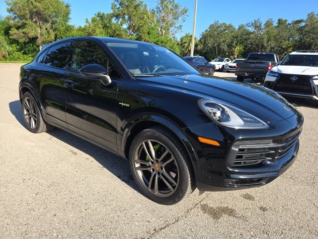 2022 Porsche Cayenne E-Hybrid Coupe Base photo 6