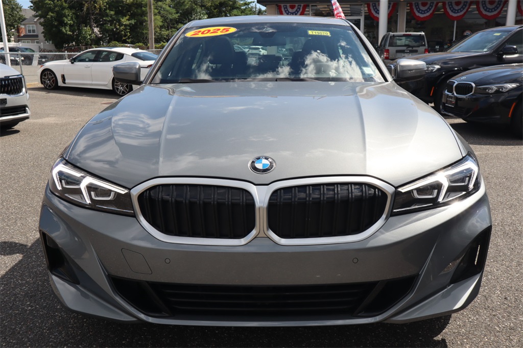 2025 Bmw 330i photo 3