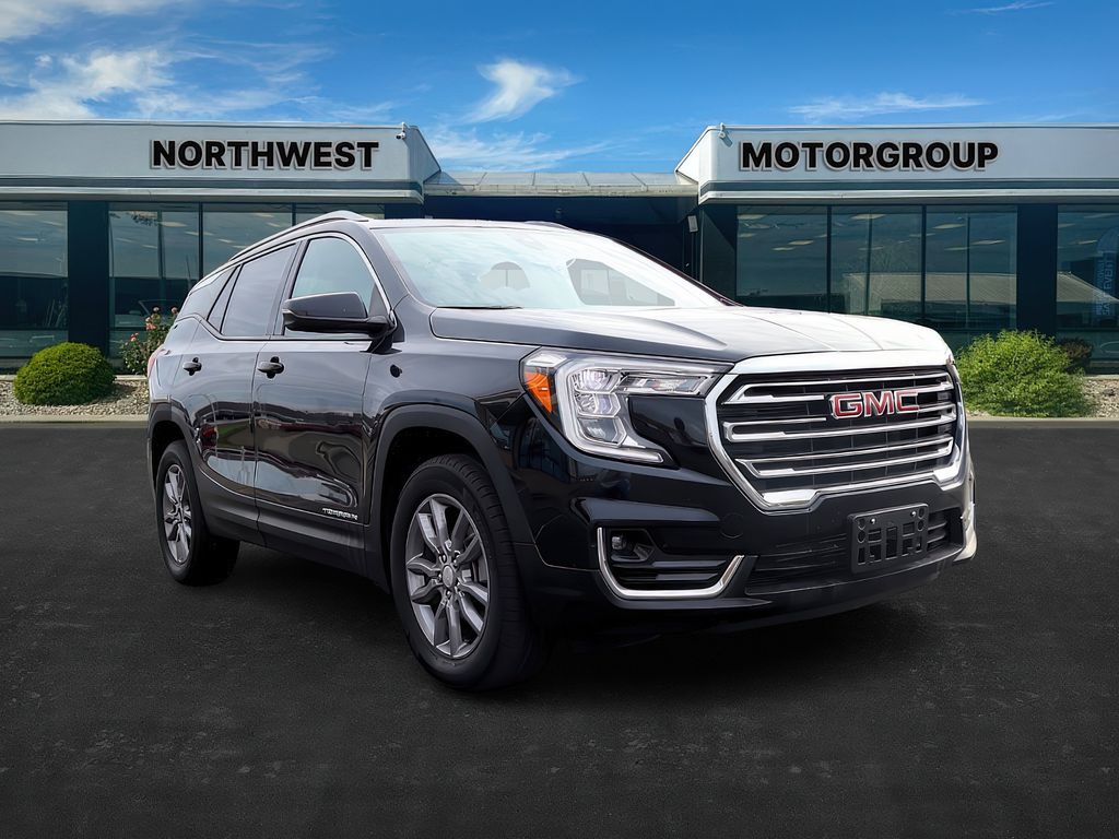 2024 GMC Terrain SLT's photo