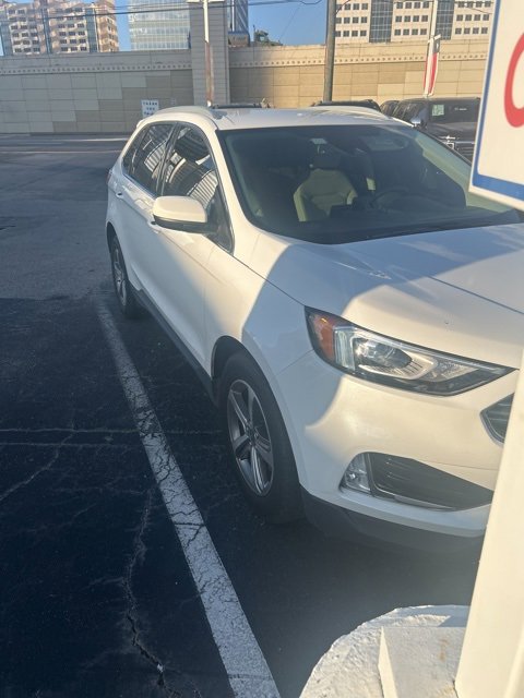 2021 Ford Edge SEL's photo