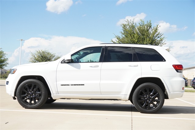 2018 Jeep Grand Cherokee Altitude photo 4