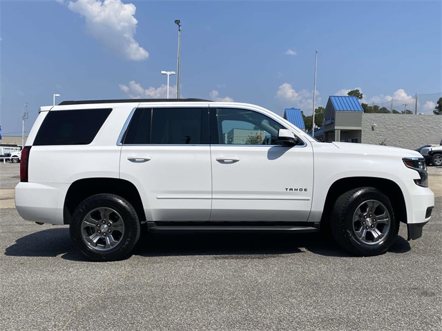 2020 Chevrolet Tahoe LS photo 2