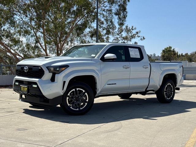 2024 Toyota Tacoma TRD Sport photo 2