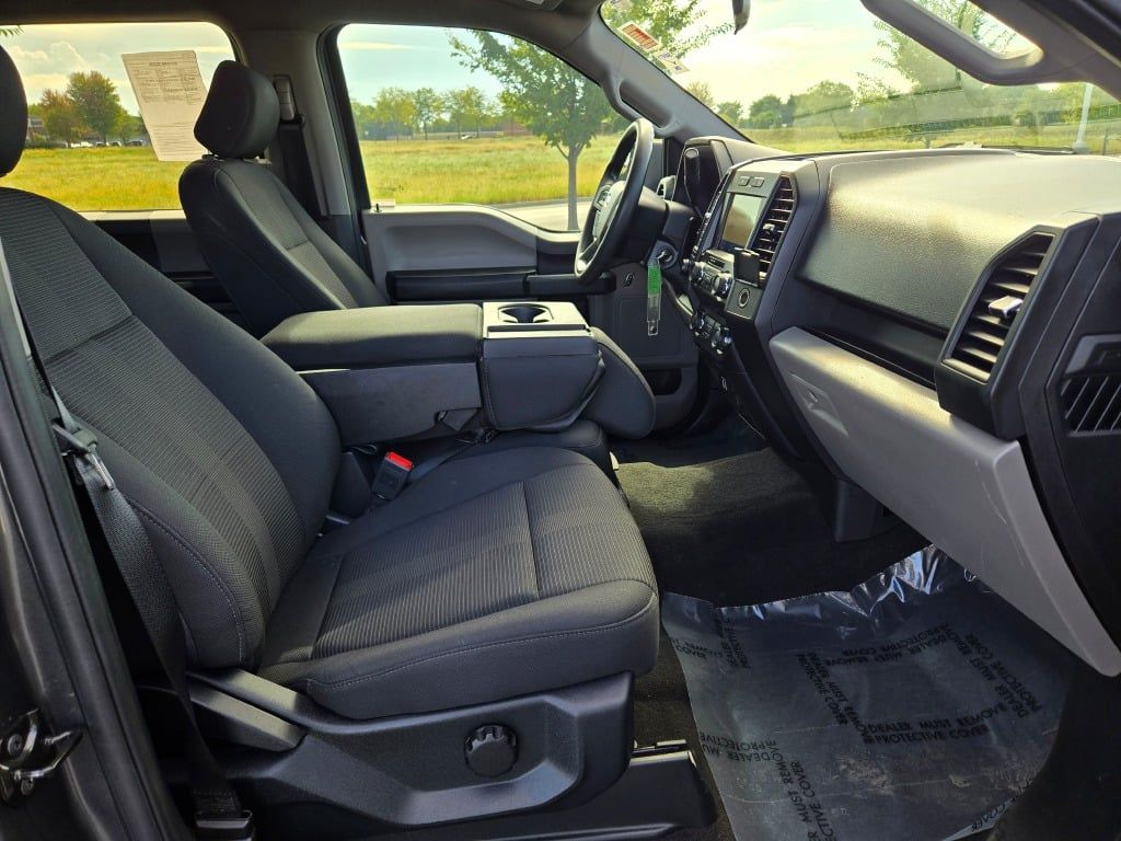2020 Ford F-150 XL photo 4