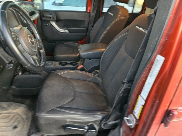 2014 Jeep Wrangler Unlimited Rubicon photo 3