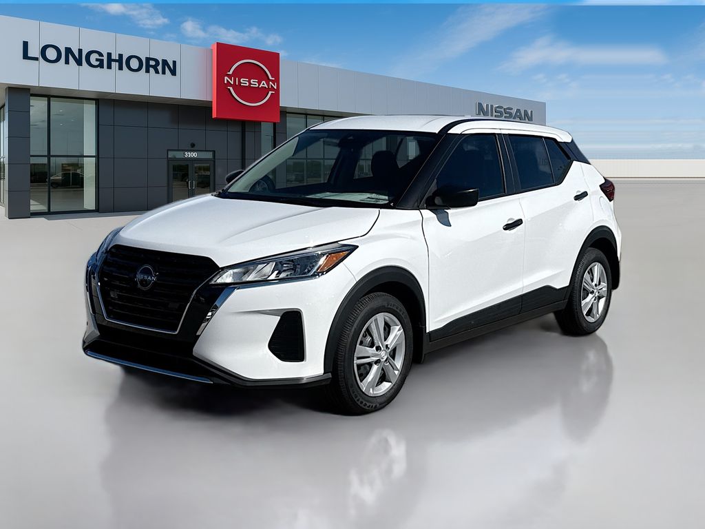 2025 Nissan Kicks Play S photo 3
