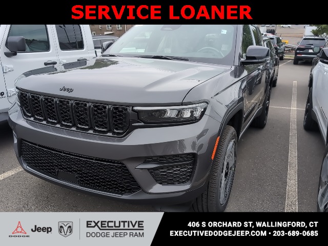 2025 Jeep Grand Cherokee Altitude's photo