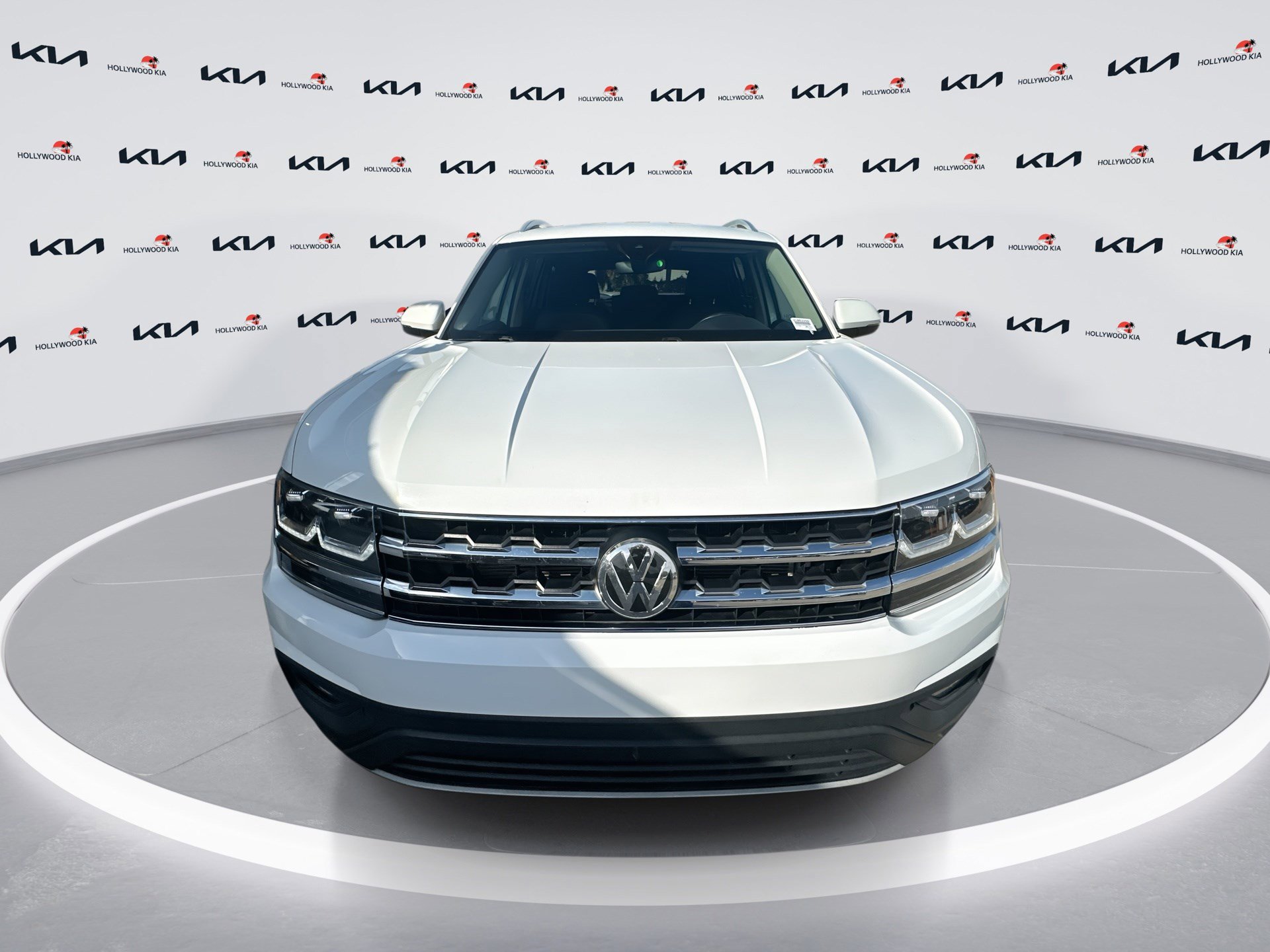 2019 Volkswagen Atlas V6 SE Technology photo 3