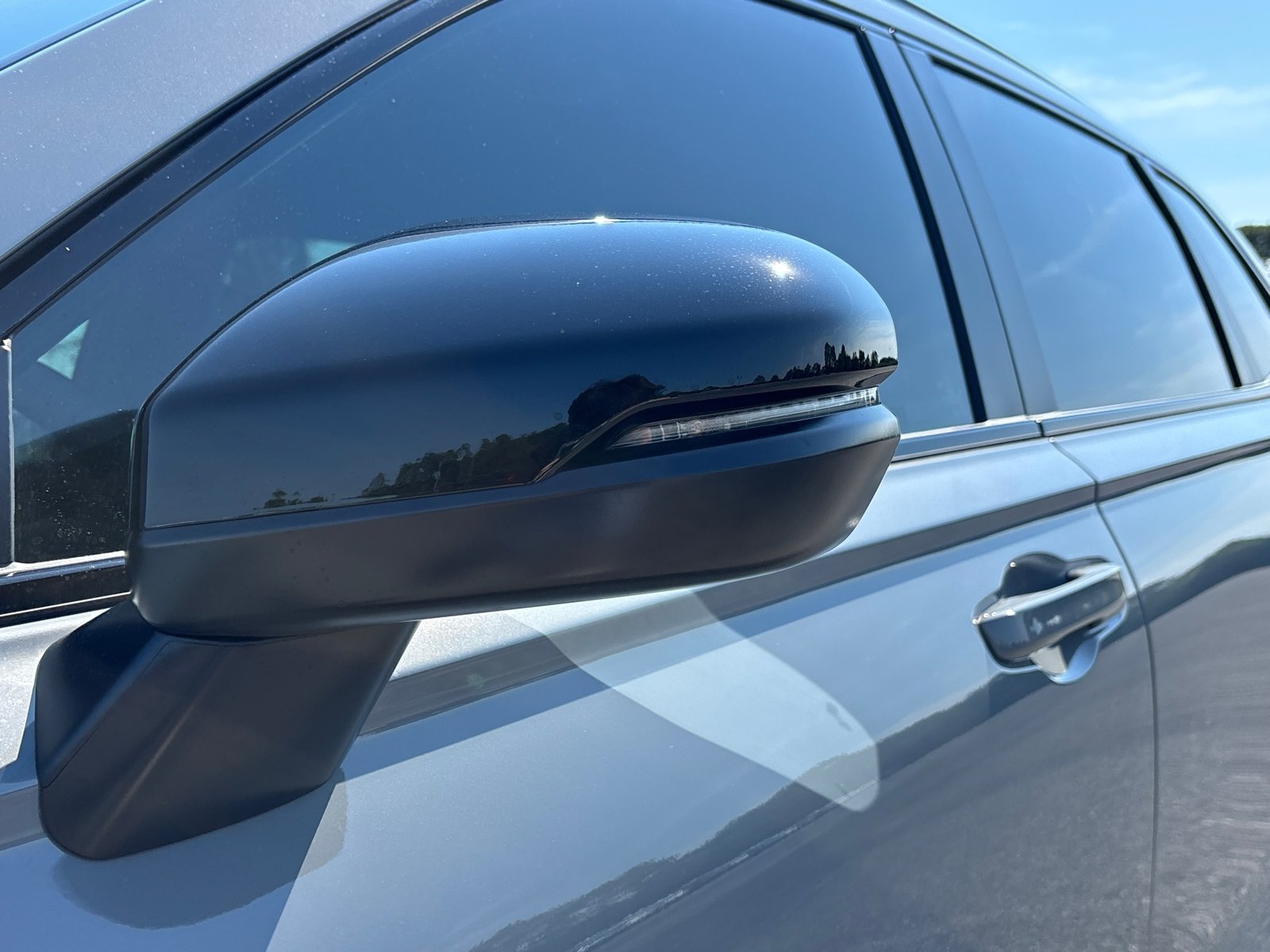 2026 Honda CR-V Hybrid Sport-L photo 11