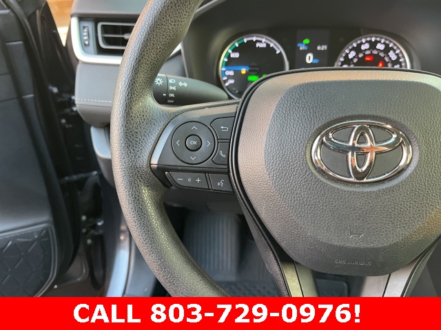 2022 Toyota RAV4 Hybrid LE photo 13