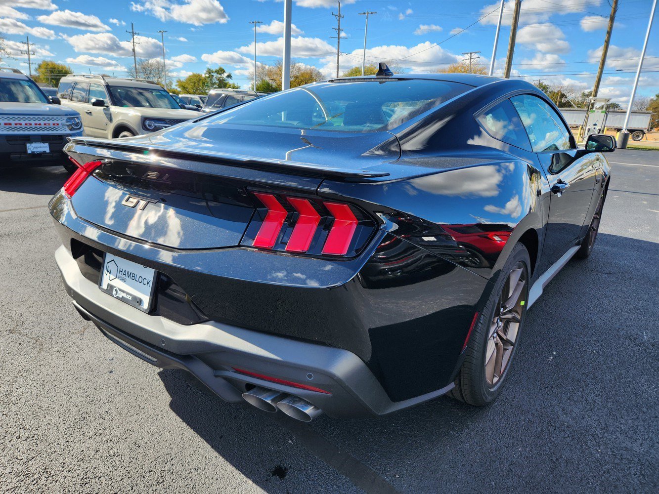 2025 Ford Mustang GT Premium photo 4