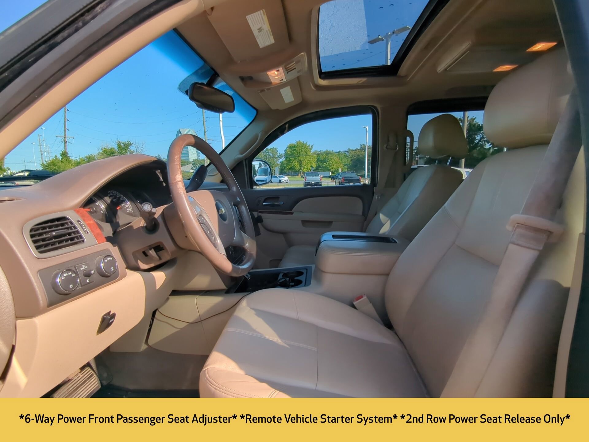 2013 Chevrolet Suburban LT photo 7