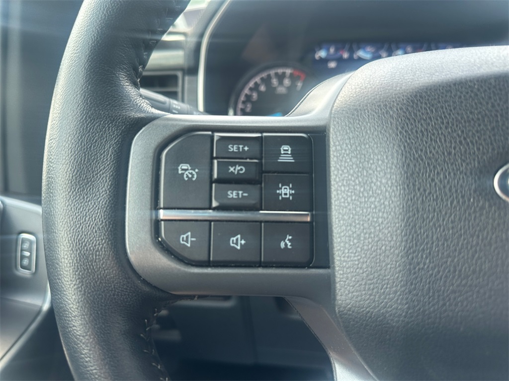 2022 Ford F-150 XLT photo 25
