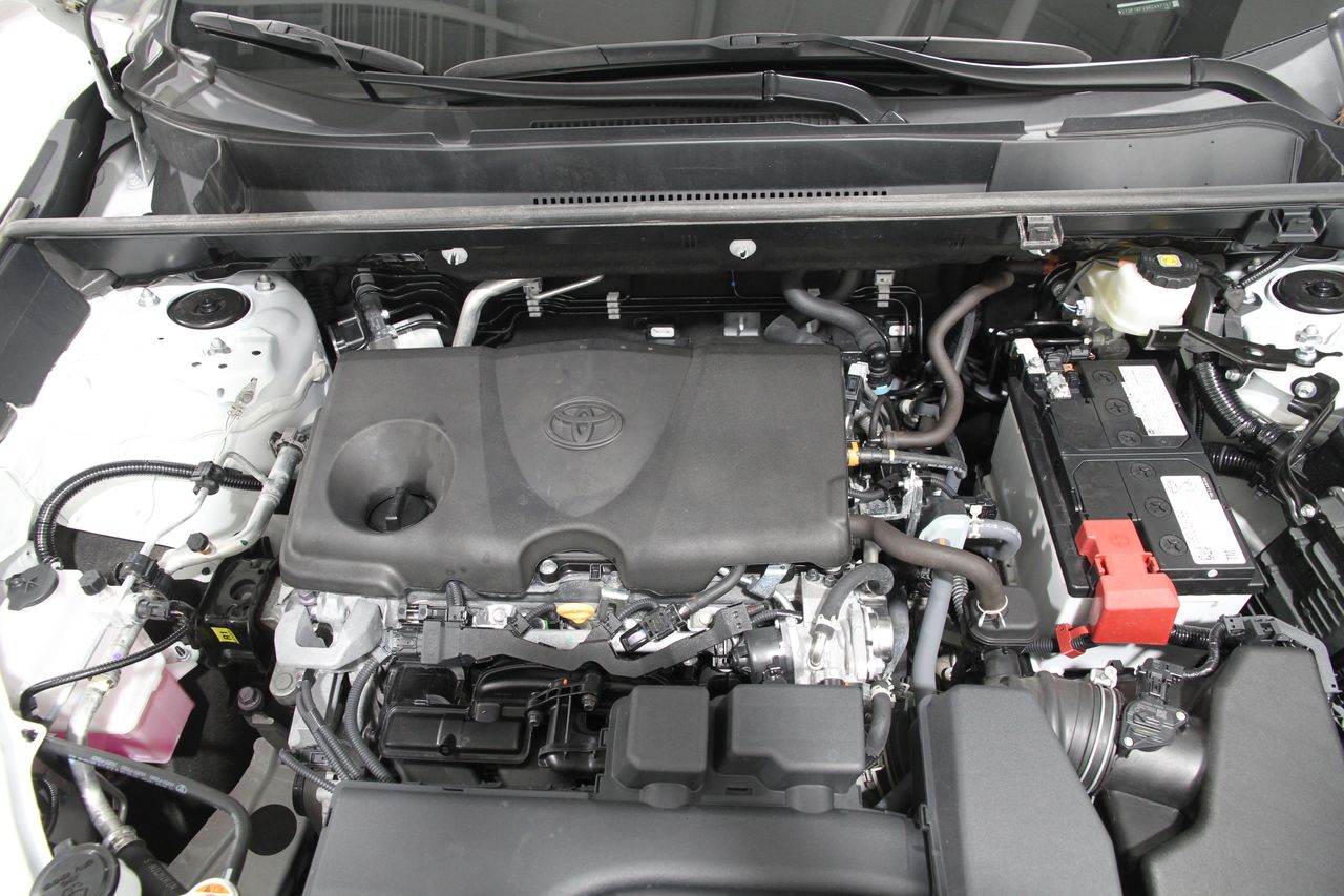 2024 Toyota RAV4 XLE photo 20