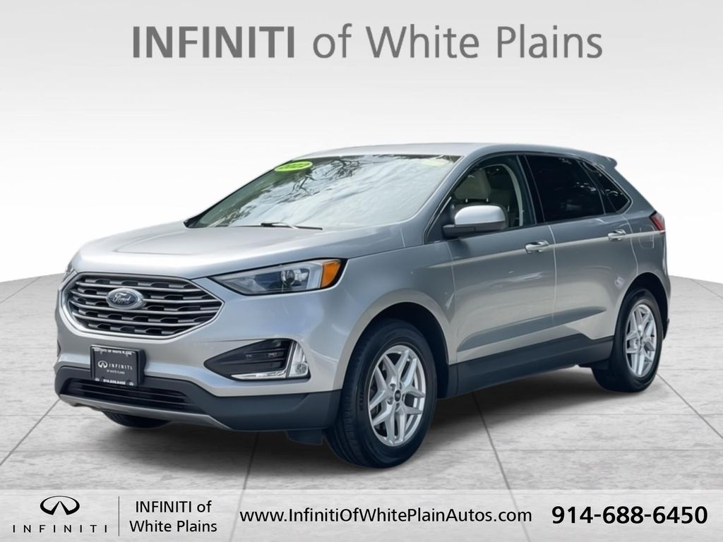 2022 Ford Edge SEL's photo