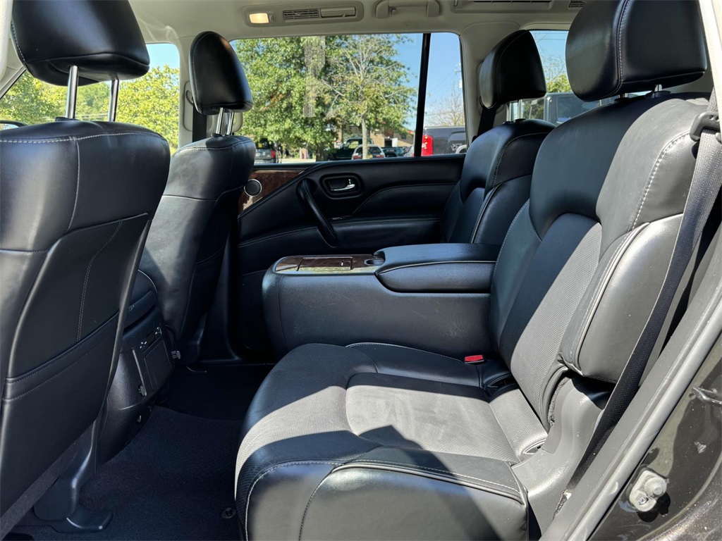 2019 Infiniti QX80 Luxe photo 15