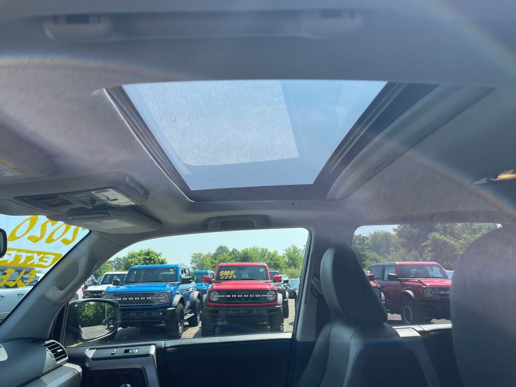 2020 Toyota 4Runner SR5 Premium photo 12