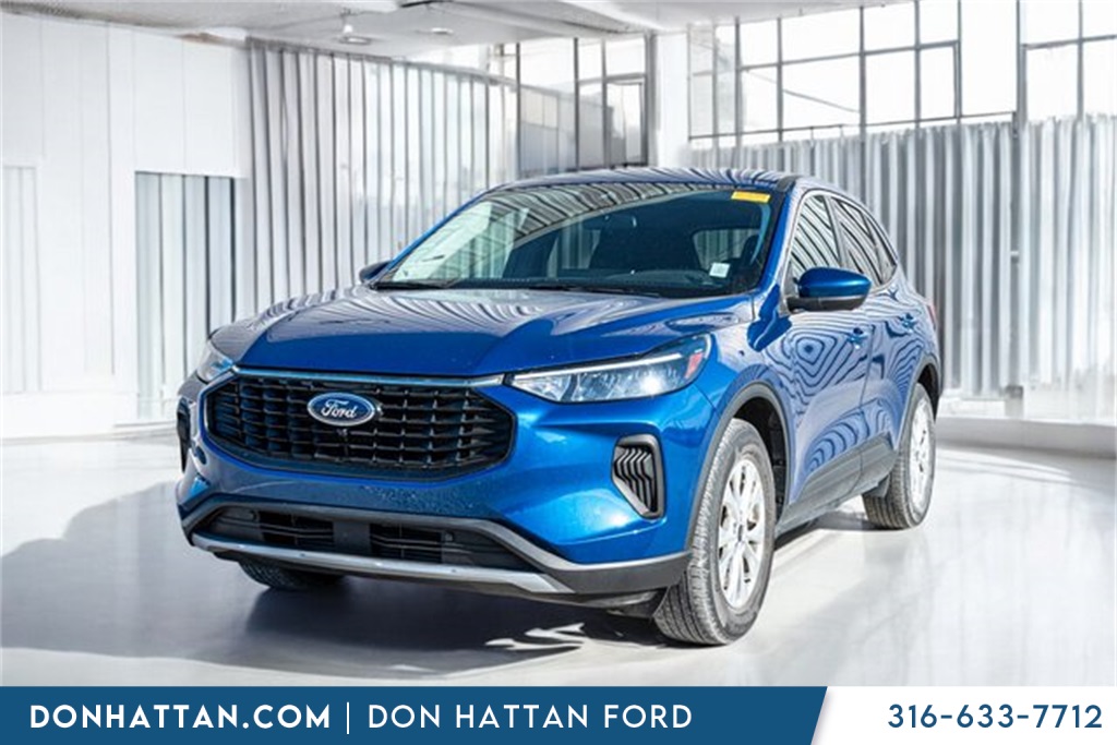 2023 Ford Escape Active's photo