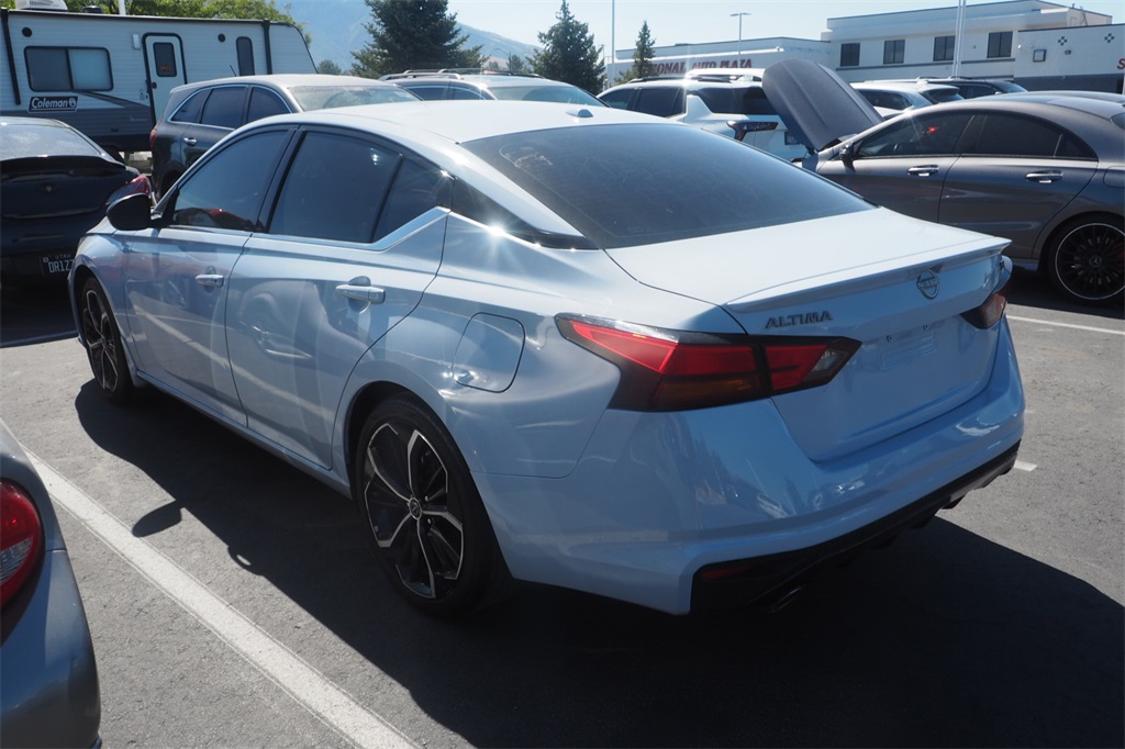 2023 Nissan Altima 2.5 SR photo 4