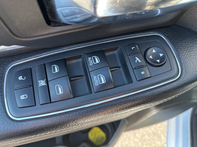 2021 Ram 1500 Classic Warlock photo 11