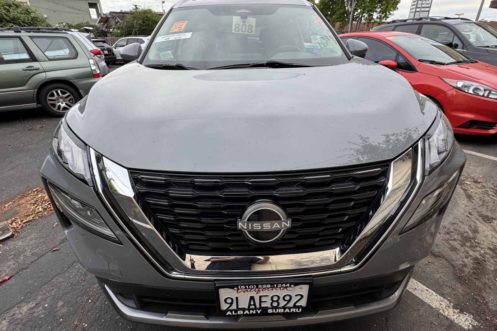 2023 Nissan Rogue SL photo 3
