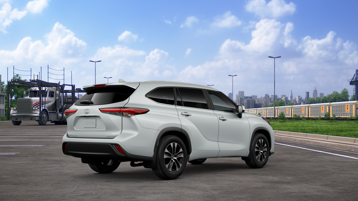 2025 Toyota Highlander XLE XSE Platinum Limited photo 10