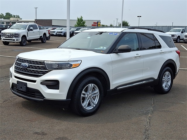 2021 Ford Explorer XLT photo 2