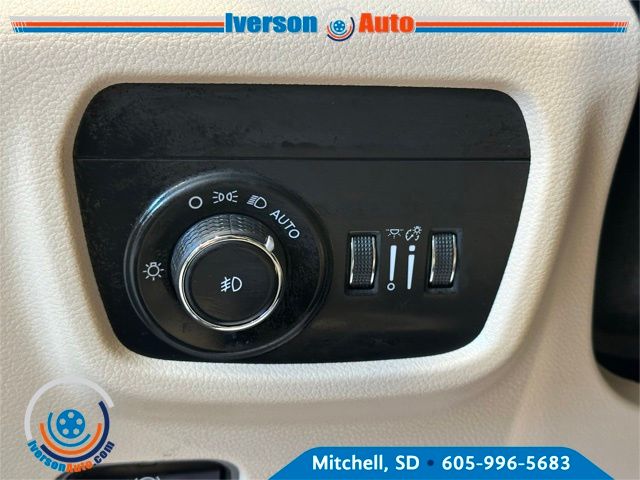 2023 Jeep Grand Cherokee Limited photo 12