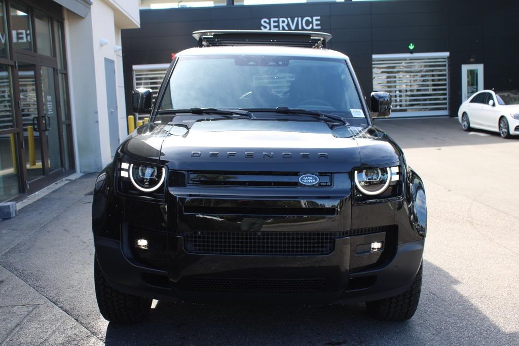 2026 Land Rover Defender 110 S photo 3