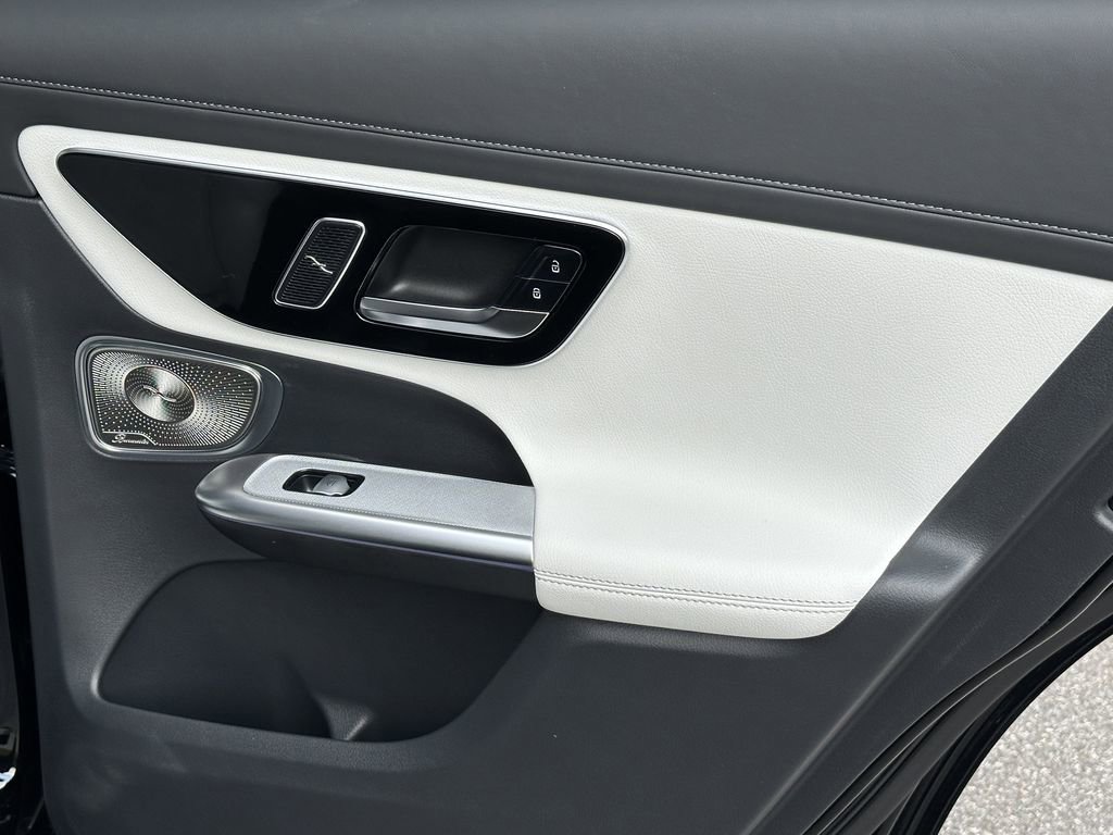 2025 Mercedes Benz GLC 350e 4MATIC photo 19