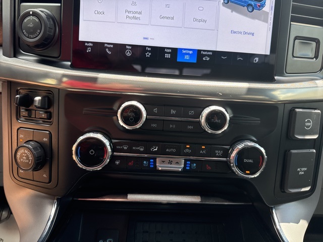 2024 Ford F-150 Lariat photo 18