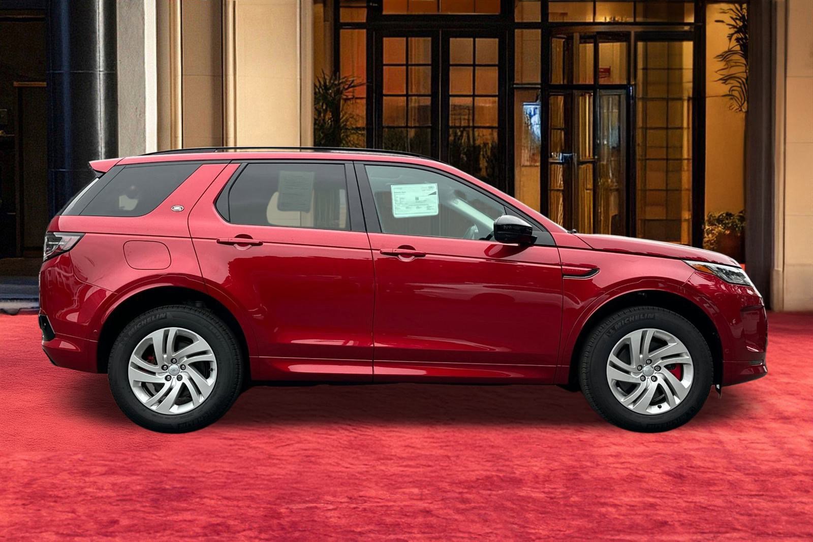2024 Land Rover Discovery Sport S photo 8