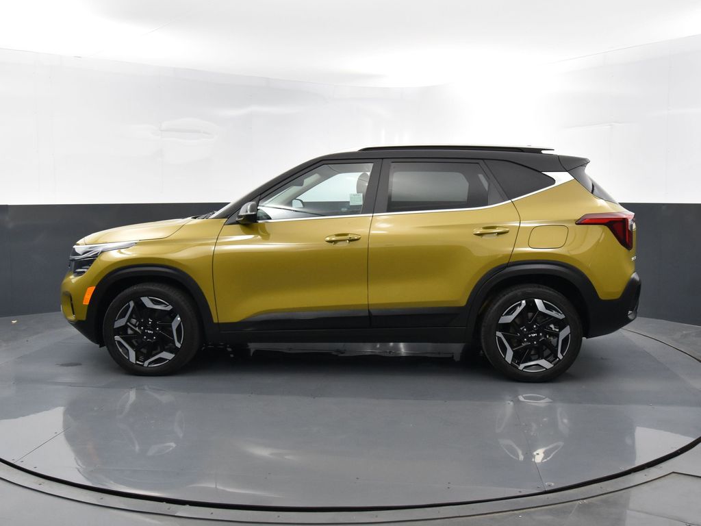 2024 Kia Seltos SX photo 3