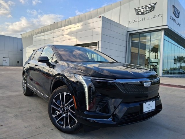 2026 Cadillac OPTIQ Sport's photo