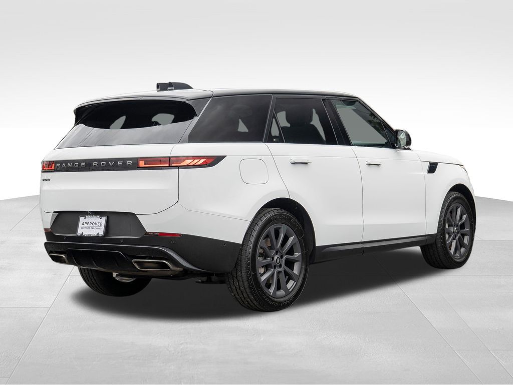 2024 Land Rover Range Rover Sport SE photo 4