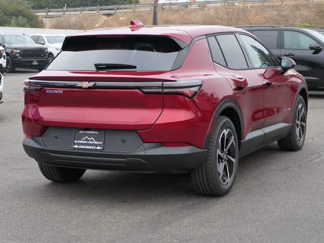 2026 Chevrolet Equinox EV 1LT photo 3