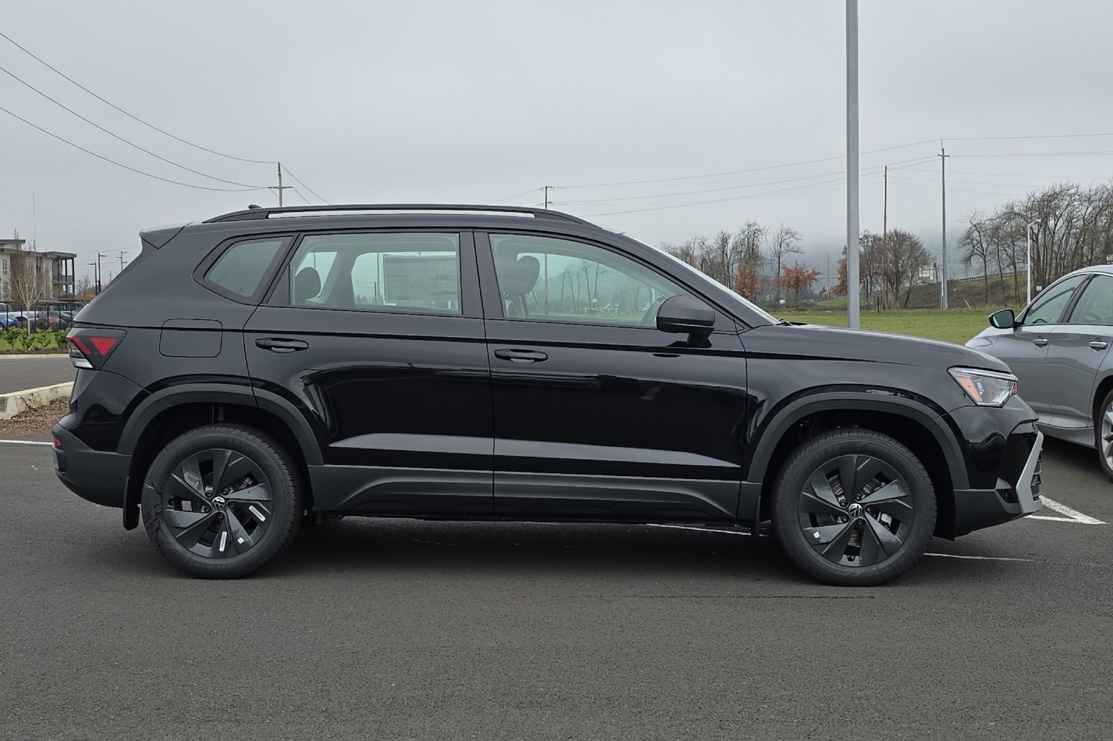 2025 Volkswagen Taos S photo 2
