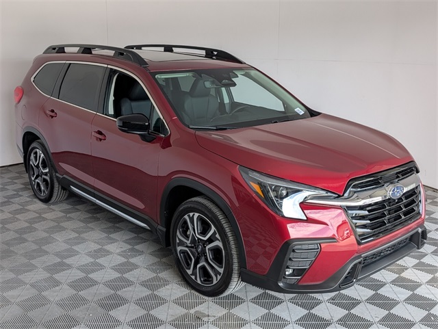 2025 Subaru Ascent Limited photo 2