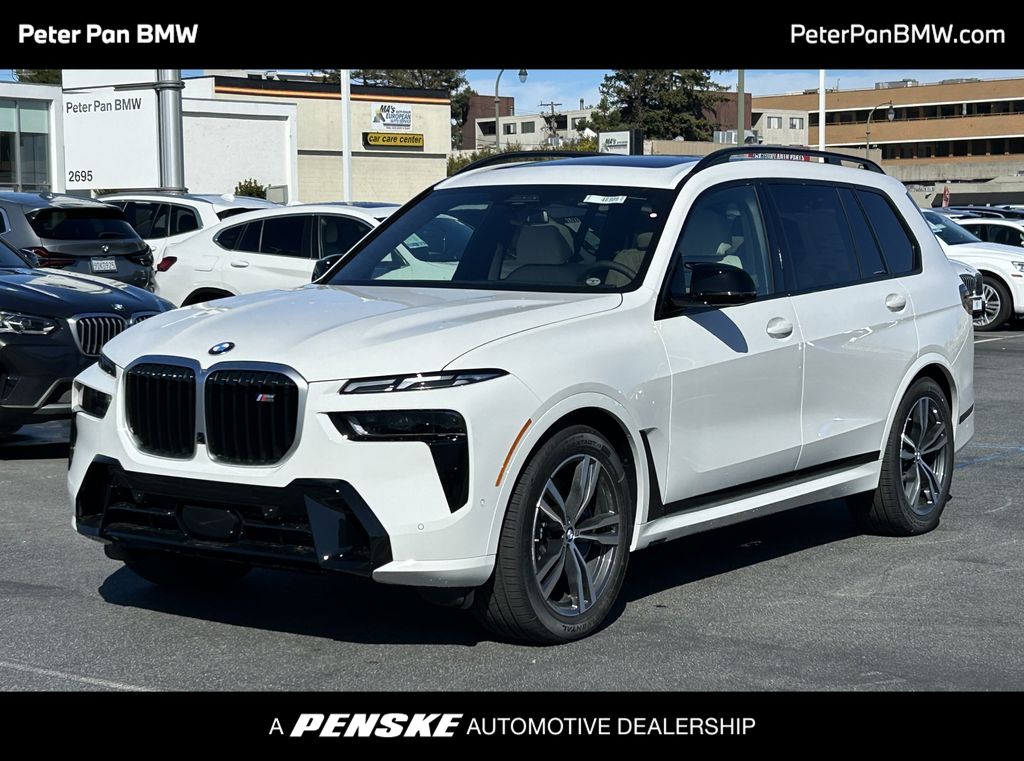 2026 BMW X7 M60i's photo