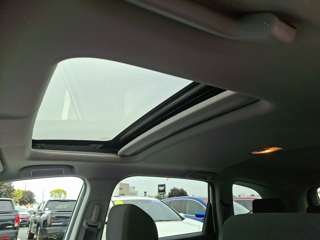2022 Honda CR-V EX photo 14